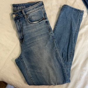 American eagle mom jeans